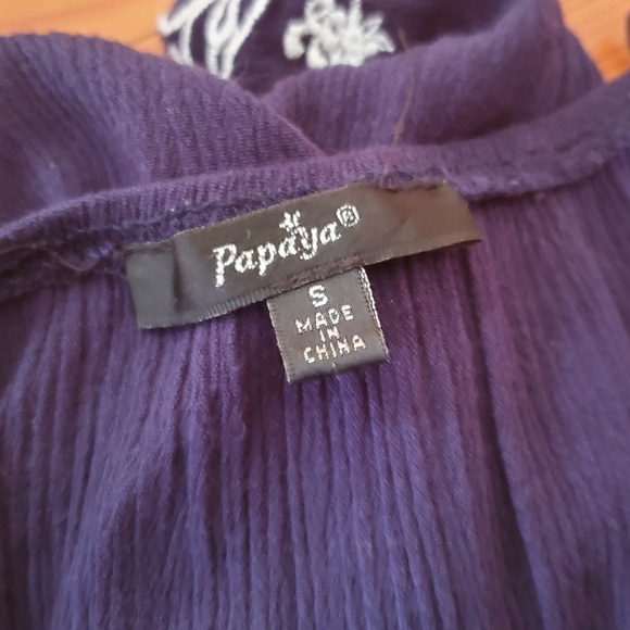 navy and white lace romper - Picture 4 of 4